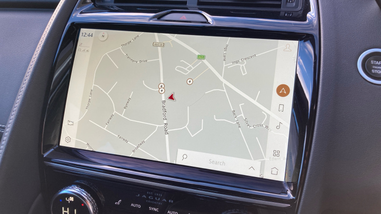 Jaguar E-Pace 1.5 P300e R-Dynamic SE 5dr Auto Estate